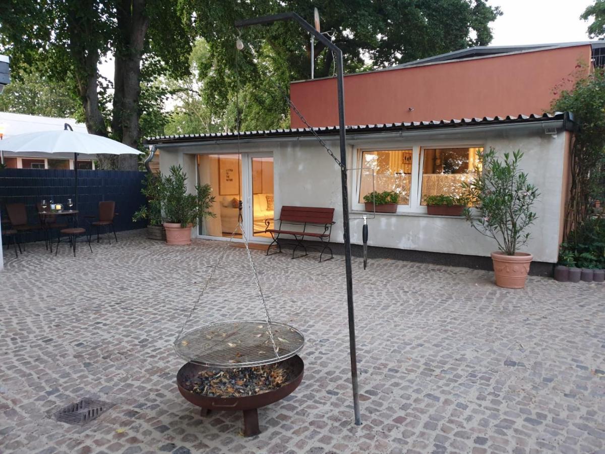 Ferienwohnung Lindenhof, Zentrumsnah Mit Terrasse Und Grillmoeglichkeit Magdeburg Zewnętrze zdjęcie