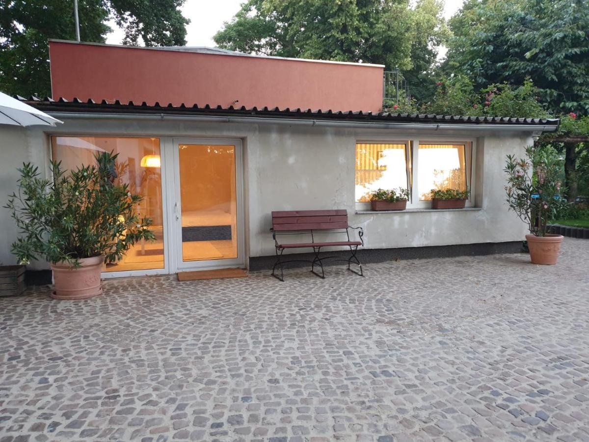 Ferienwohnung Lindenhof, Zentrumsnah Mit Terrasse Und Grillmoeglichkeit Magdeburg Zewnętrze zdjęcie